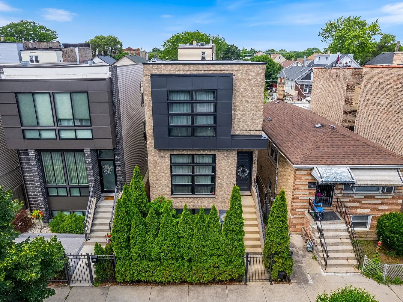 1728 N. Mozart St