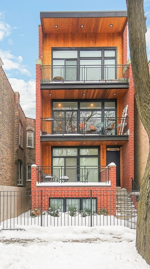 1623 N. Washtenaw Ave
