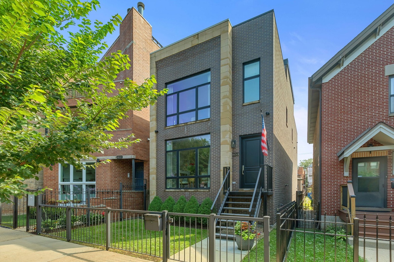 1653 N. Campbell Ave
