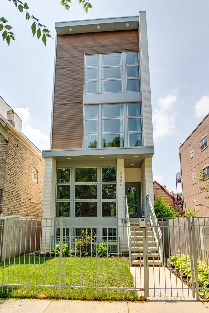 2324 N. Hamilton Ave